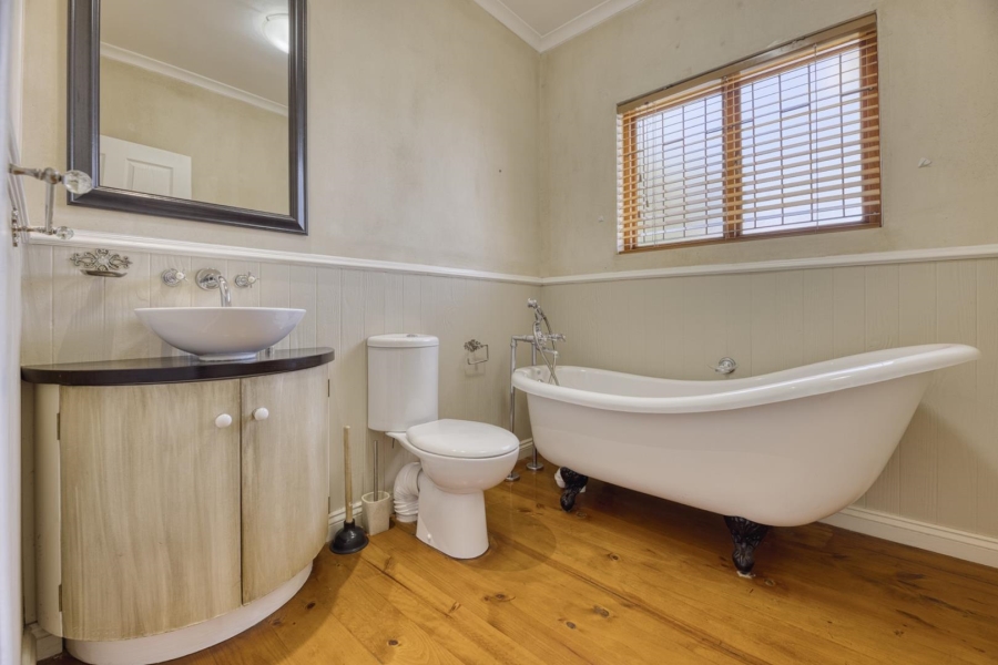 3 Bedroom Property for Sale in Herolds Bay Western Cape